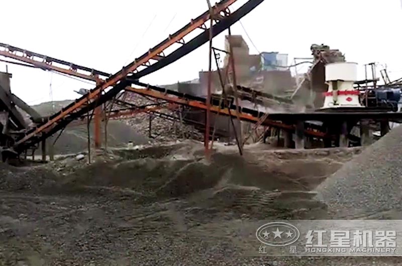 移動圓錐式破碎機現場 移動圓錐式破碎機現場