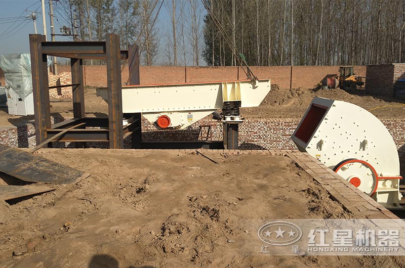 時產200噸石灰石破碎制砂用重錘破碎機 時產200噸石灰石破碎制砂用重錘破碎機