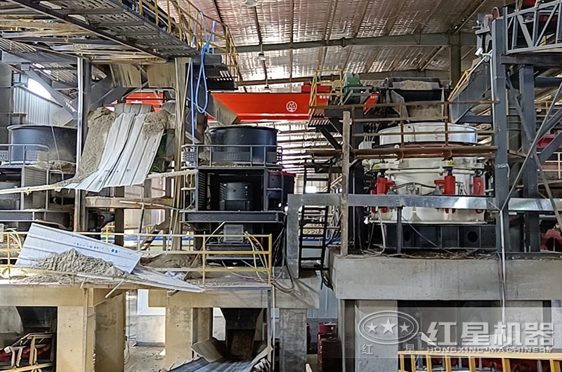 多缸液壓圓錐破現場 多缸液壓圓錐破現場